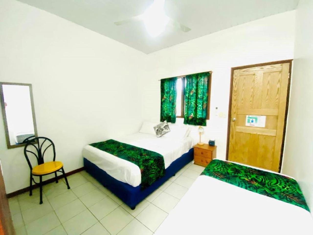 Travellers Motel Vanuatu Port Vila Exterior photo